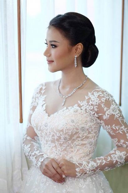 เครื่องประดับแบบไหนที่เหมาะกับชุดแต่งงานของคุณ