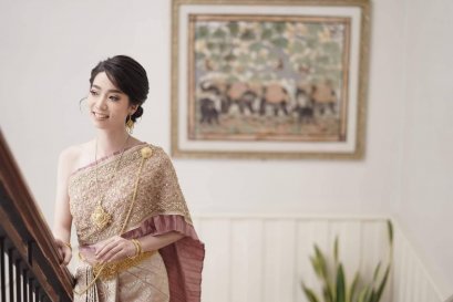 ชุดไทยเจ้าสาวสำหรับพิธีหมั้นเช้า 3 แบบ ที่ได้รับความนิยมมากที่สุด