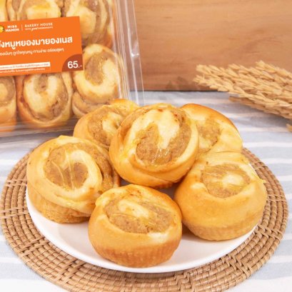 ขนมปังหมูหยองมายองเนส