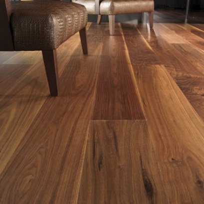 เปรียบเทียบข้อดีพื้นไม้เอ้นจิเนียร์กับพื้นไม้จริง