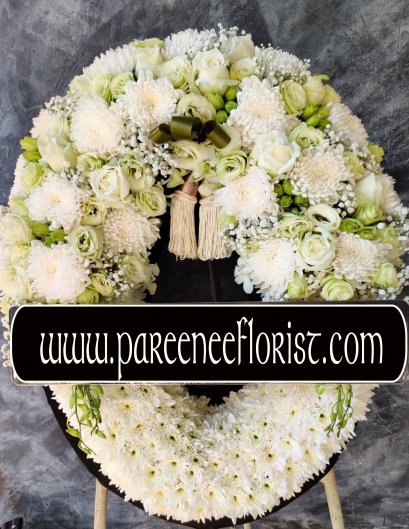 พวงหรีดดอกไม้สด