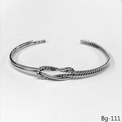 KNOT TWIST &amp; PLAIN OXIDIZED POLISHED BANGLE