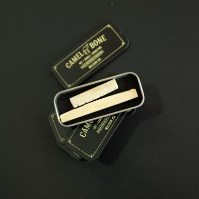 Camel Saddle Nut Set ดึงศักยภาพเสียงกีตาร์ ให้มีความหนาอิ่ม มีประกาย เคลียชัดใส