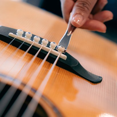 Puller Bridge Pins อุปกรณ์ดึงหมุดพินกีตาร์