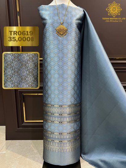 ผ้าไหมยกดอกลำพูนสีเทาแยกกาบแยกดอก