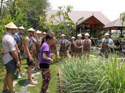 Siam garden cooking school