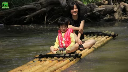 Elephant  Sanctuary and Bamboo Rafting