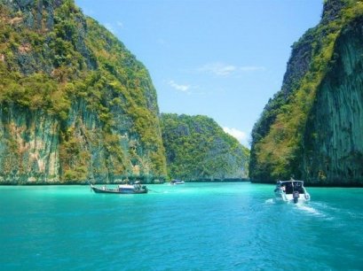 詹姆斯邦德岛快艇与独木舟一日游