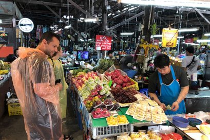 LIFECYCLING , CITY BIKING ( TRAIL HEAD )