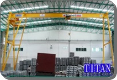 เครนสนามขาสูง 2 ข้าง แบบคานเดี่ยว