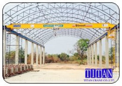 เครนเหนือศีรษะ แบบคานเดี่ยว น้ำหนักยก 5 ตัน กว้าง 16 เมตร ยกสูง 6.5 เมตร วิ่งยาว 72 เมตร