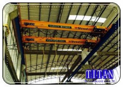 เครนเหนือศีรษะ แบบคานเดี่ยว น้ำหนักยก 5 ตัน กว้าง 8 เมตร ระยะยกสูง 10 เมตร รางวิ่งยาว 32 เมตร