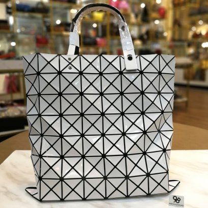 In​ Stock​- Issey Miyake Bao​Bao​8×8​ Tote​ White