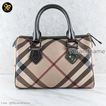 Burberry	Beige Faux Leather Shoulder Bag	Canvas