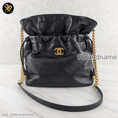 Chanel Quilted Calfskin Drawstring Bucket Bag GHW แบรนด์เนมมือสอง