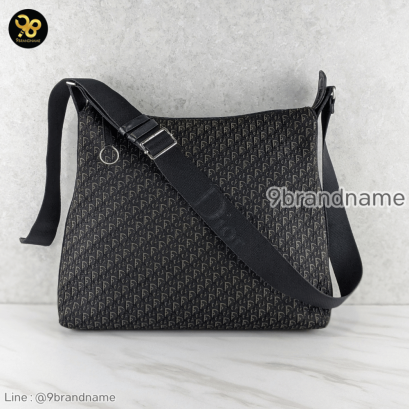 Christian Dior Cloth Crossbody Bag แบรนด์เนมมือสอง