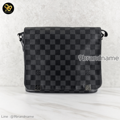 Louis Vuitton District pm Canvas Graphite