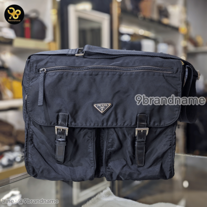 Prada Nylon Messenger  Crossbody Bag แบรนด์เนมมือสอง