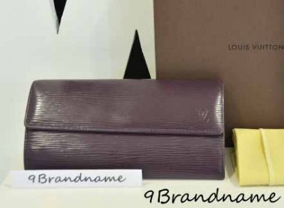 Louis Vuitton Wallet Epi ลายไม้สีม่วง อะไหล่เงิน รุ่นใหม่ สภาพดีค่า