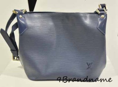 Louis Vuitton Shoulder Bag EPI ลายไม้สีฟ้า อะไหล่เงิน ใบเล็กสภาพดีค่า