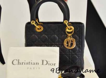 Lady Dior BLack Lamb GHW 10 หนังแกะสีดำ หนังยังป่องค่ะ อะไหล่ทอง สุดคลาสสิค