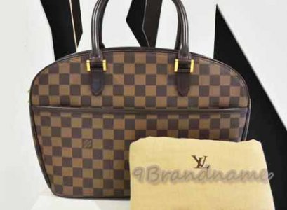 Louis Vuitton Damier Ebene Handbag ไซส์ใหญ่ สภาพดี ทรงเป๊ะค่ะ