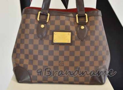 Louis Vuitton Hampstead Damier ทรง Tote ใช้ง่าย สภาพดีค่ะ