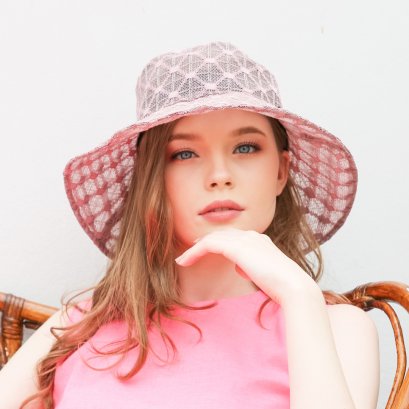 Madame Lace Petit (Pink)