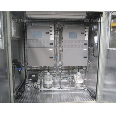 Analyzer on mounting rack