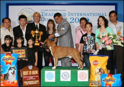 AM.TH.GRAND CH. DOGGY WORLD'S APPLE JACK JUNIOR