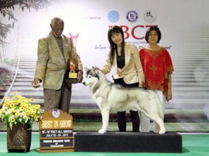 TH.GRAND.CH.MYLA ROCK HUDSON