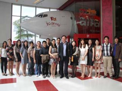 เลี้ยงขอบคุณสื่อมวลชน