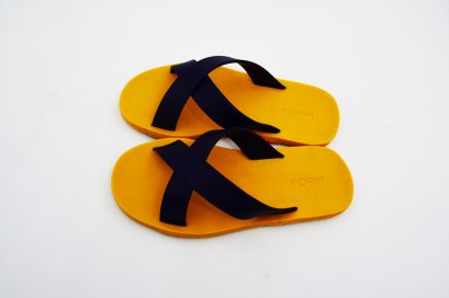 CROSS - blackOut พื้นเหลือง/หูน้ำเงิน