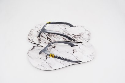 FLIPPER - blackOut พื้นหินอ่อน/หูเทา