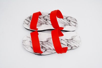 SLING - blackOut พื้นหินอ่อน/หูแดง