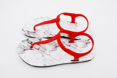 SLINGBACK-blackOut พื้นหินอ่อน/หูแดง