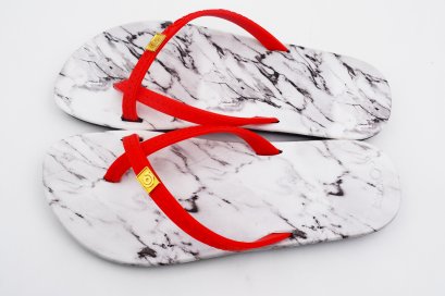 TOELOOP-blackOut พื้นหินอ่อน/หูแดง