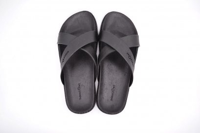 Comfy Cross - blackOut พื้นดำ หูดำ