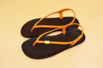 FLIPPER SLINGBACK - blackOut พื้นน้ำตาล/หูทอง