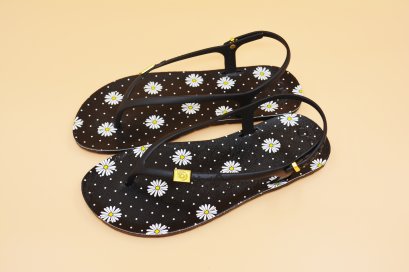 FLIPPER SLINGBACK - blackOut พื้นเดซี่ดำ/หูดำ