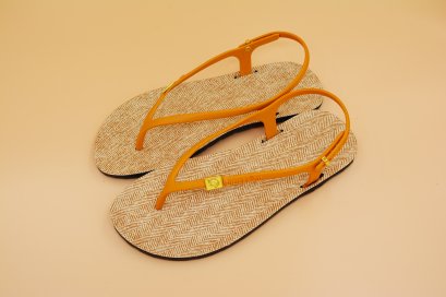 FLIPPER SLINGBACK - blackOut พื้นก้างปลาครีม/หูทอง