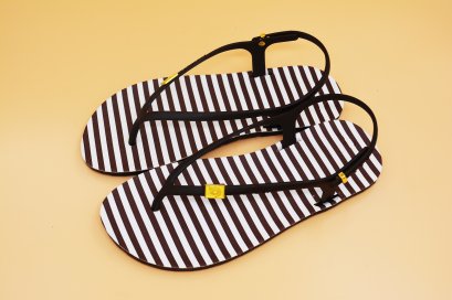 FLIPPER SLINGBACK - blackOut พื้นลายเส้นน้ำตาล/หูน้ำตาล