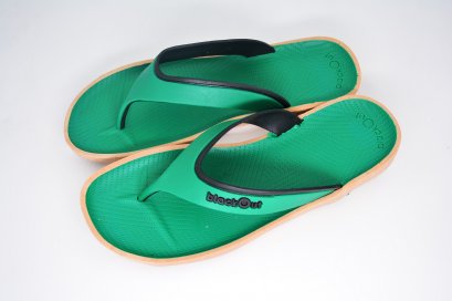 ZYNE - blackOut พื้นเขียว/หูเขียวดำ