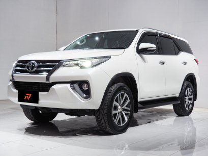 TOYOTA FORTUNER 2.4 V 2016 (A/T)