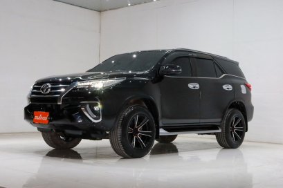 TOYOTA FORTUNER 2.4 V 2018 (A/T)
