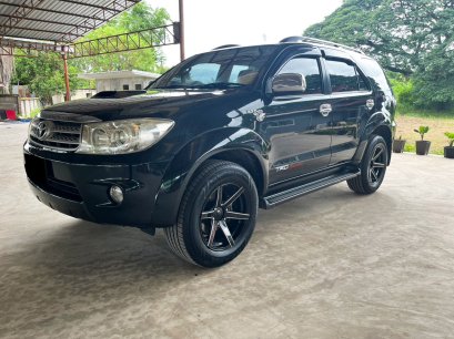 TOYOTA FORTUNER 3.0 V 4WD 2009 (A/T)