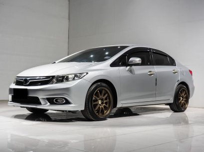 HONDA CIVIC 1.8 E 2013 (A/T)