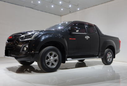 ISUZU D-MAX SPACECAB 1.9 X-SERIES HI-LANDER 2016 (M/T)