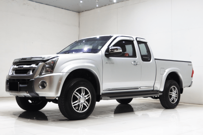 ISUZU D-MAX SPACECAB 2.5 SUPER TITANIUM SMART HI-LANDER 2011 (M/T)