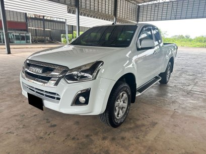 ISUZU D-MAX SPACECAB 1.9 HI-LANDER Z DVD 2016 (M/T)